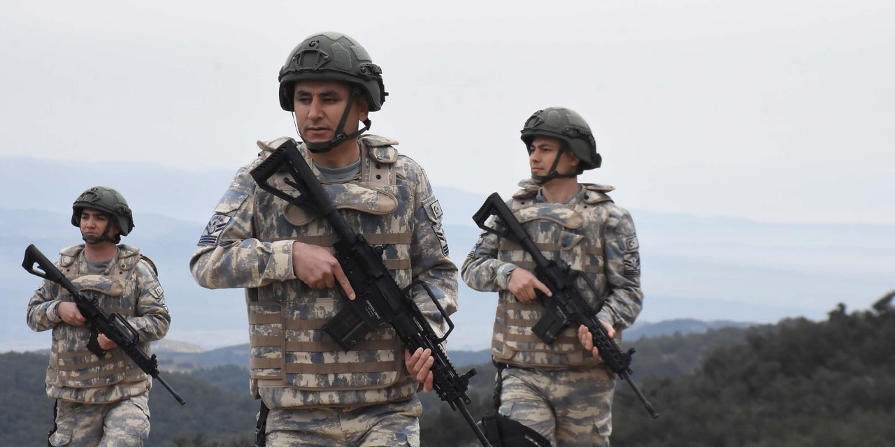 Mehmetçik bayramda da görev başında