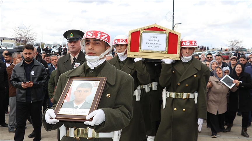 Şehit Astsubay Kıdemli Çavuş İrgi, memleketinde son yolculuğa uğurlandı