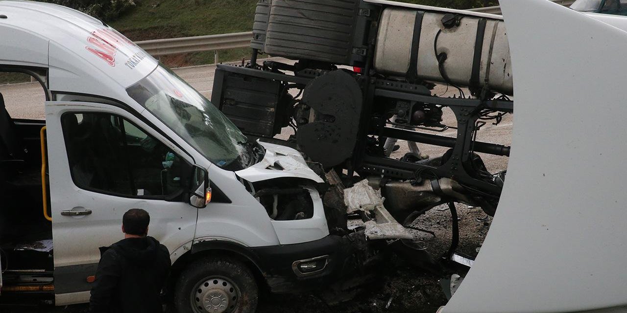 Bayram tatilinin ilk 6 günü trafik kazalarında 57 kişi hayatını kaybetti