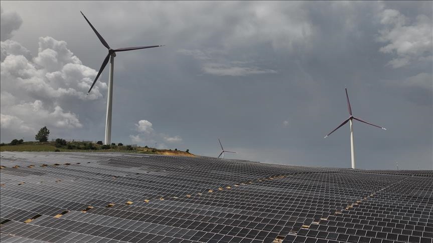Elektrik kurulu gücünde rüzgar ve güneşin payı yükseldi