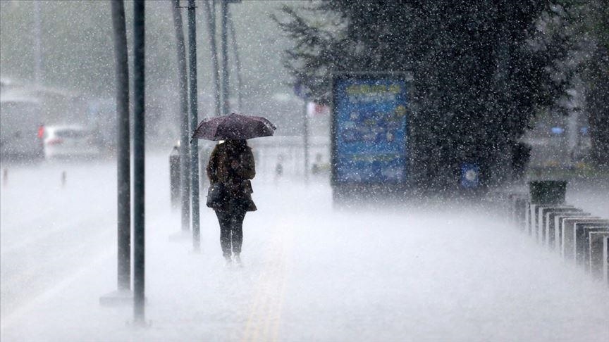 Meteorolojiden gök gürültülü sağanak uyarısı
