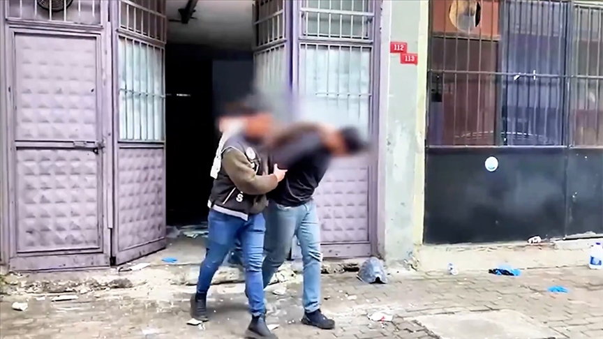 Uyuşturucu operasyonlarında 16 şüpheli yakalandı