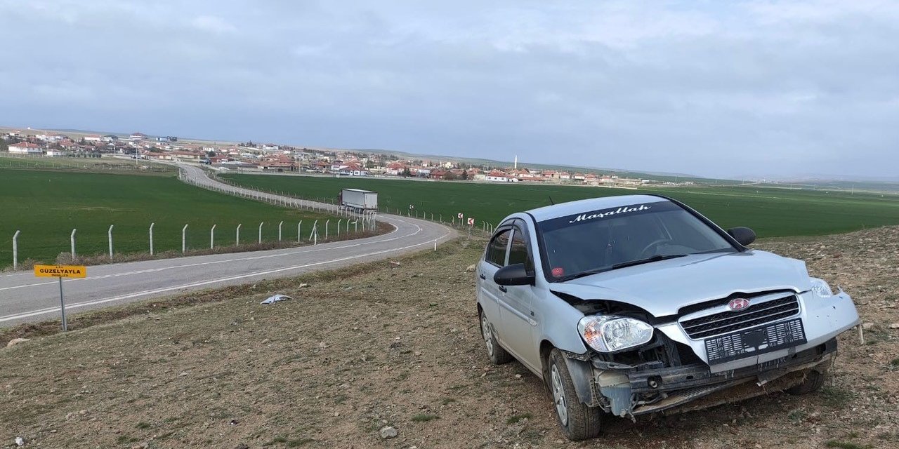 Kontrolden çıkan otomobil araziye girdi: 1 yaralı