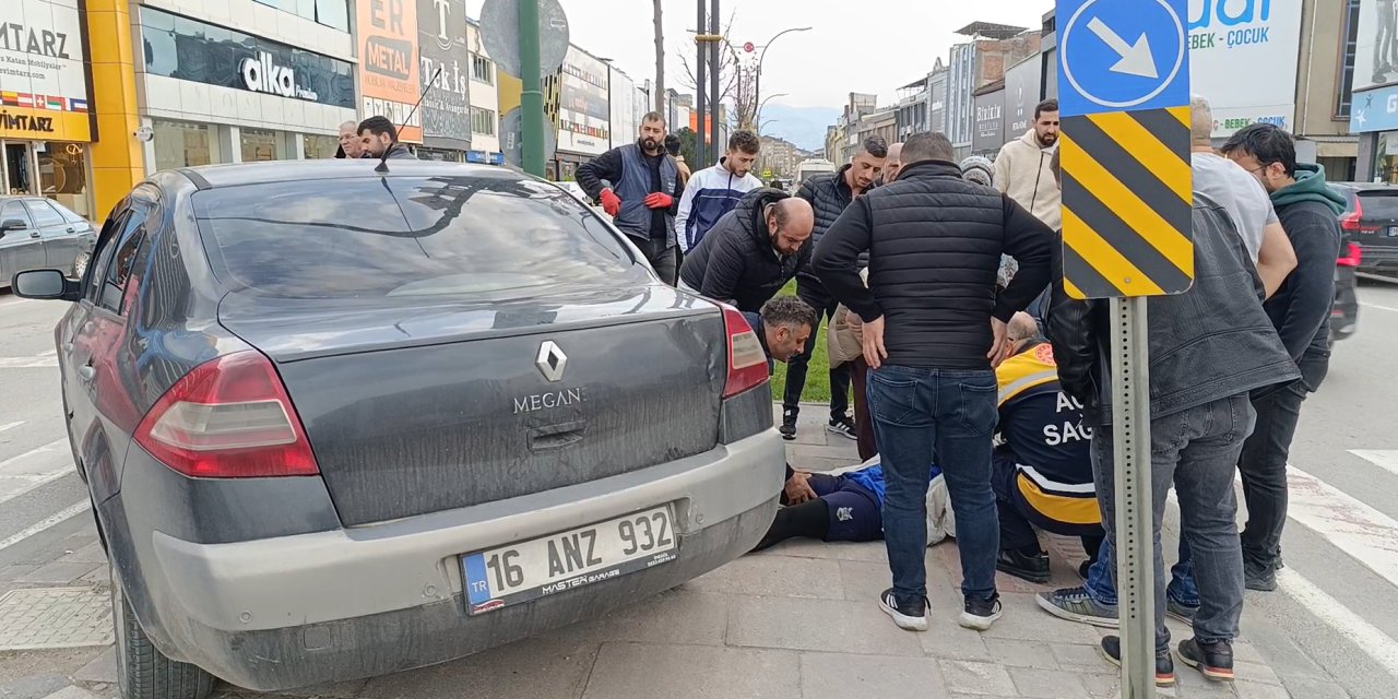 Yaya geçidinde otomobilin çarptığı bisikletteki çocuk yaralandı