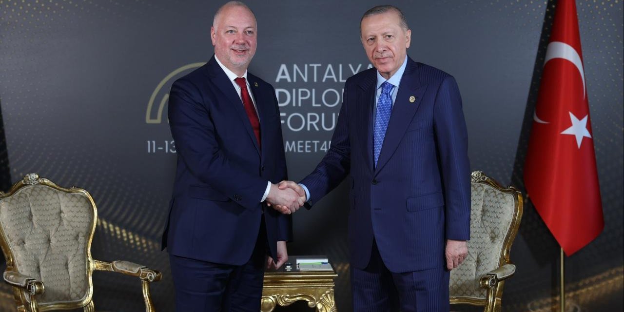 Cumhurbaşkanı Erdoğan, Antalya'da diplomasi trafiğini sürdürüyor