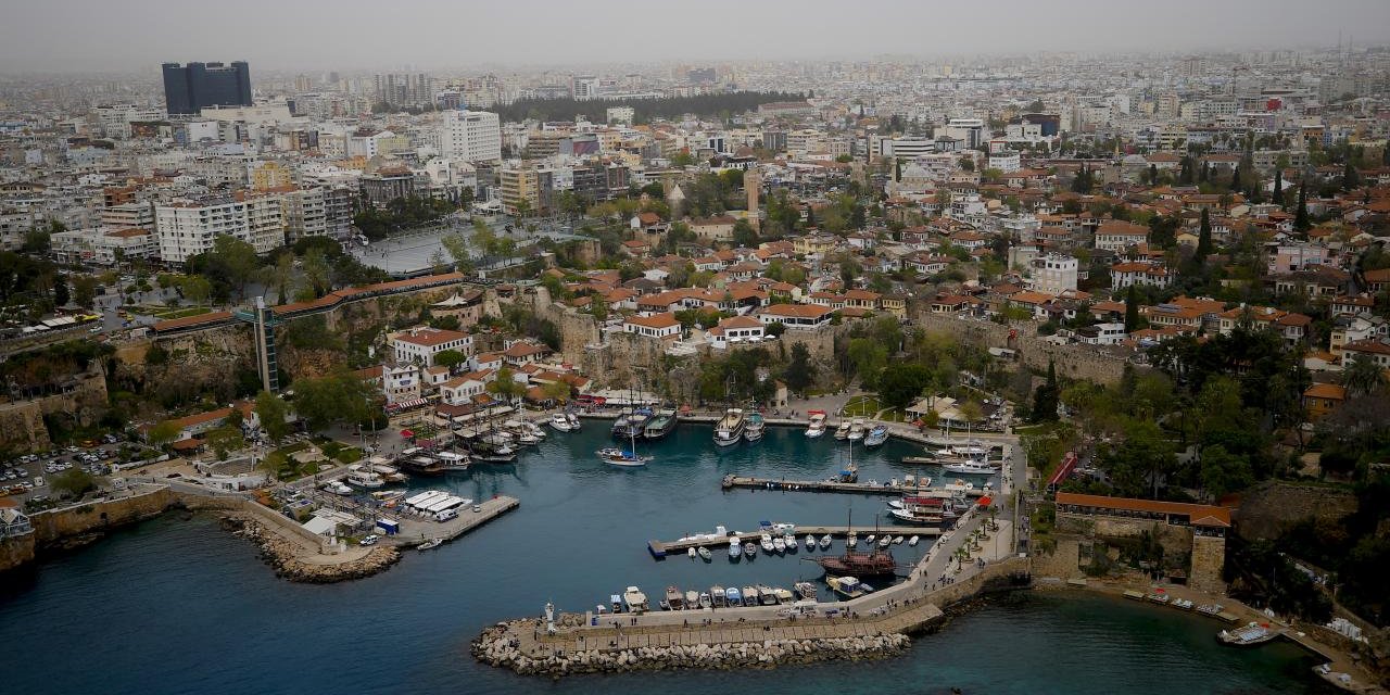 Antalya'da 2025 turizm sezonunda yeni rekorlar bekleniyor