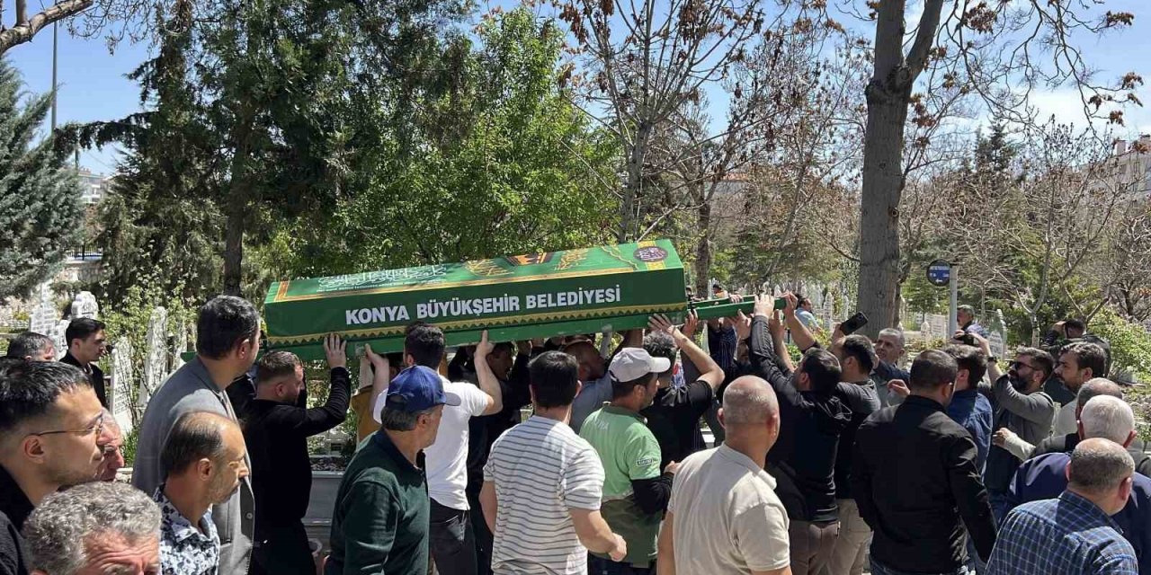 Konya’da otomobilin çarptığı çocuğa son veda