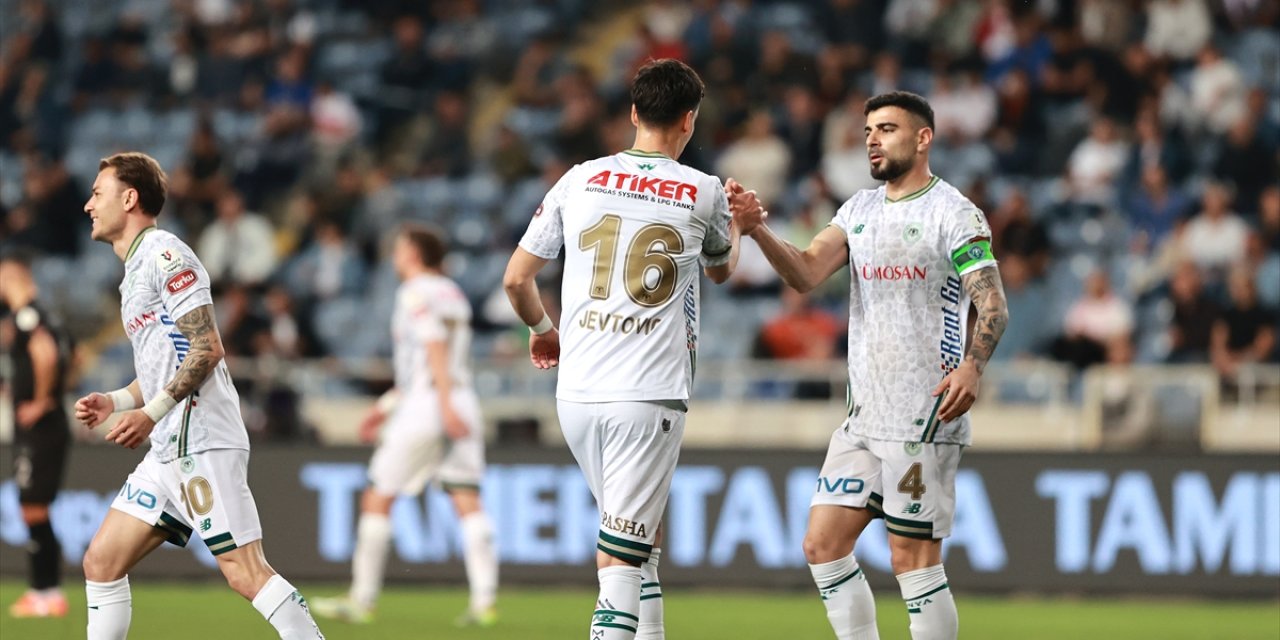 Konyaspor'da tecrübeli stoper Adana Demirspor'a karşı yok