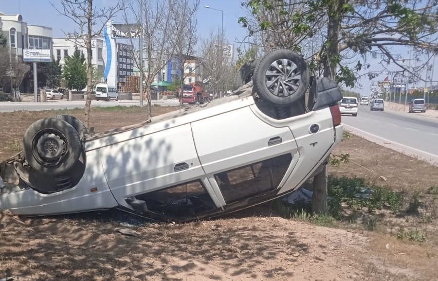 Ani Manevra Takla Attırdı! Konya’daki Kaza Kamerada
