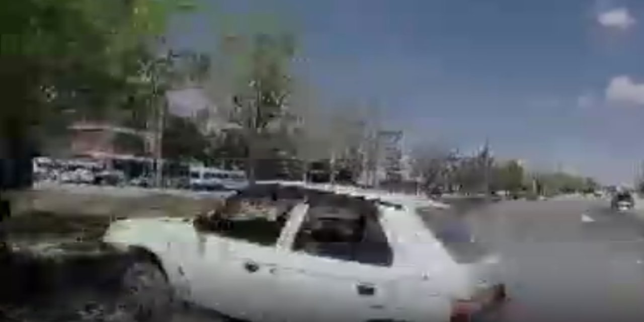 Otomobil takla attı, o anlar kameraya yansıdı