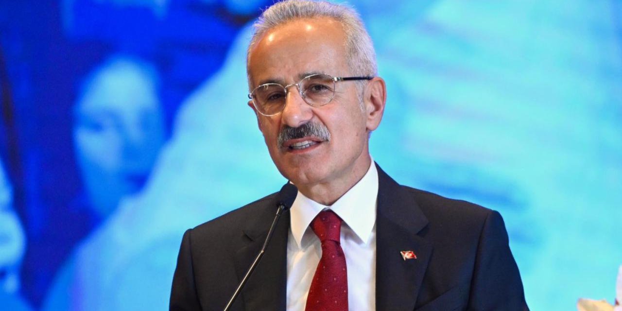 Bakan Uraloğlu, GSM operatörleriyle bir araya gelecek
