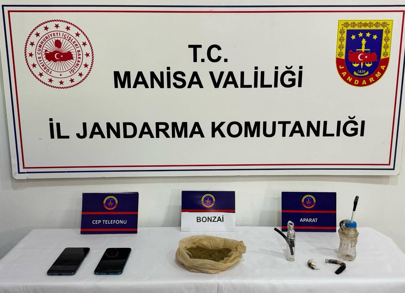 Uyuşturucu operasyonunda 3 kişi tutuklandı