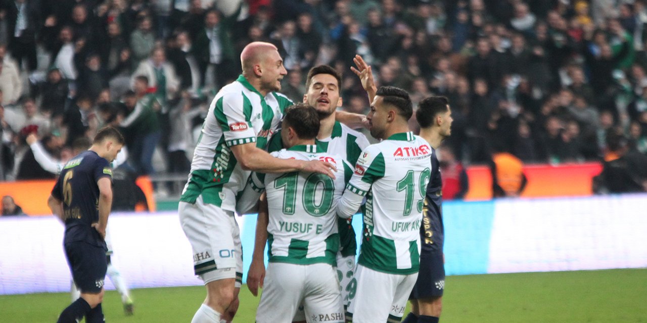 Konyaspor'un tecrübeli golcüsü Antalyaspor'u yeniden avlamak istiyor