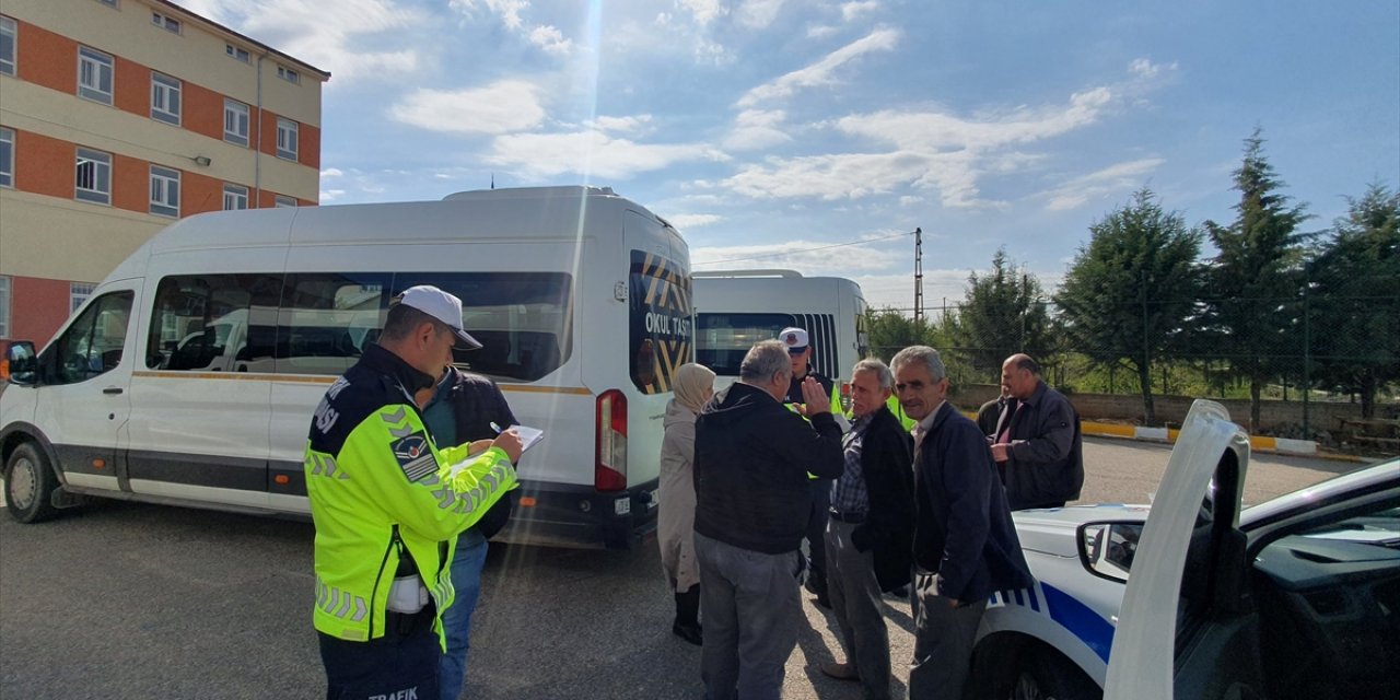 Hüyük'te okul servisleri denetlendi