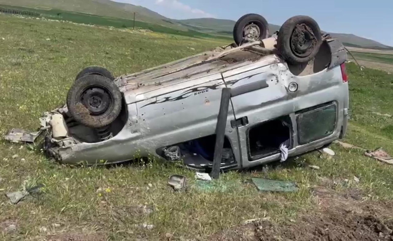 Konya'da otomobil takla attı: 2 yaralı