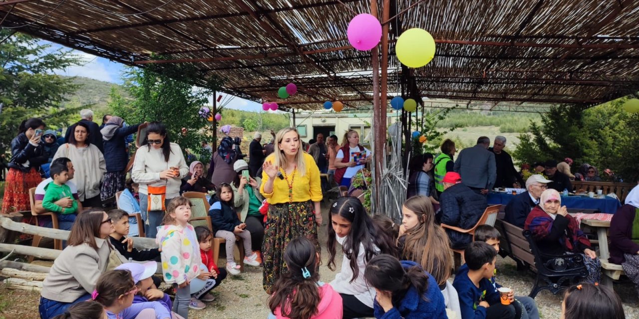 Sanatçıların köyünde Hıdırellez coşkusu