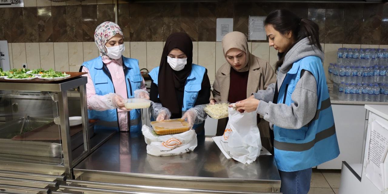 GSB yurtlarından 10 milyon öğün ihtiyaç sahiplerine ulaştırıldı