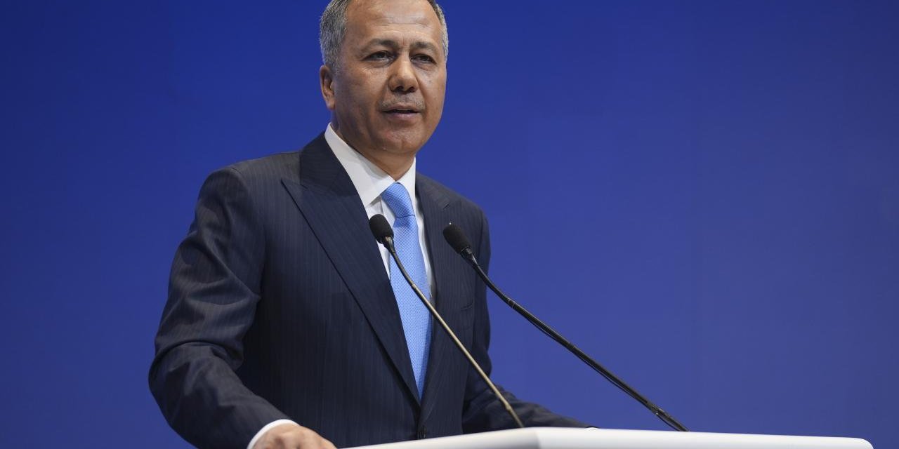 Bakan Yerlikaya: Terör duvarını yıkarak 'Terörsüz Türkiye' hedefine ulaşacağız