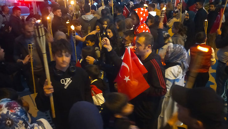 Konya'da gençlik yürüyüşü düzenlendi