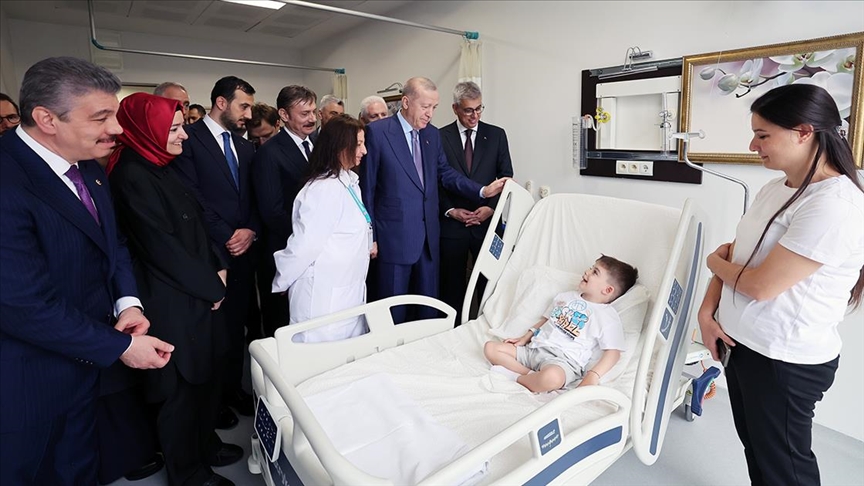 Erdoğan’dan Açılışını Yaptığı Hastaneye İlk Moral Ziyareti