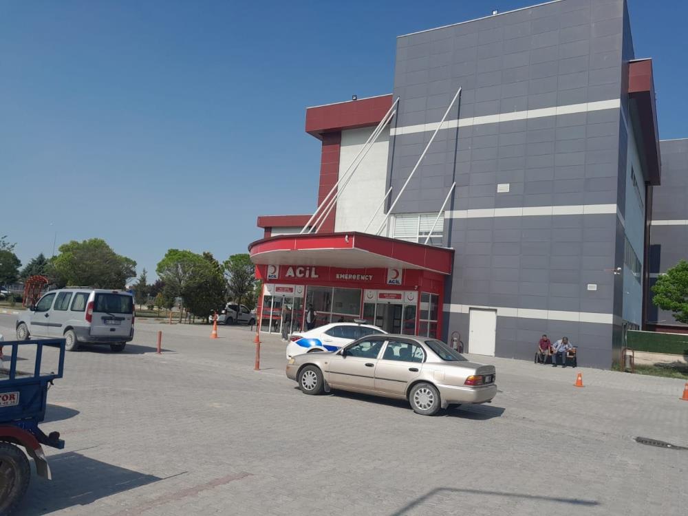 Konya'da iş kazası! Ayağı makineye sıkışan işçi yaralandı