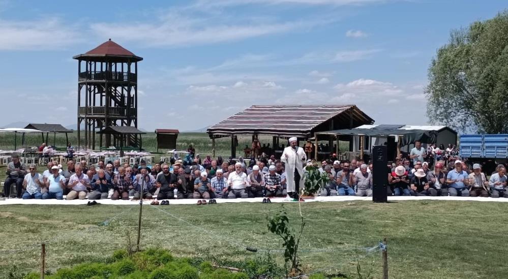 Beyşehir Gölü kıyısında yağmur duası yapıldı