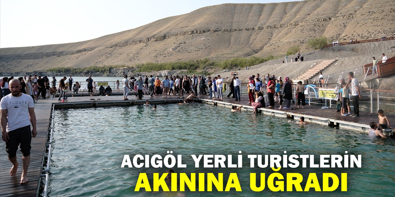 Acıgöl, yerli turistlerin akınına uğradı