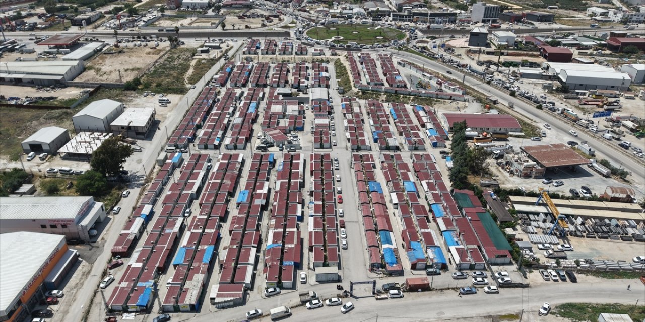 YEDAM mücadelesini konteyner kentte sürdürüyor