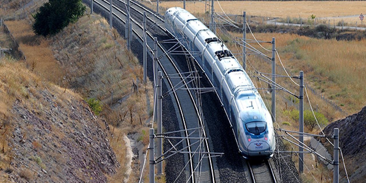 Bakan Uraloğlu: Ankara-Samsun 2,5 saate inecek