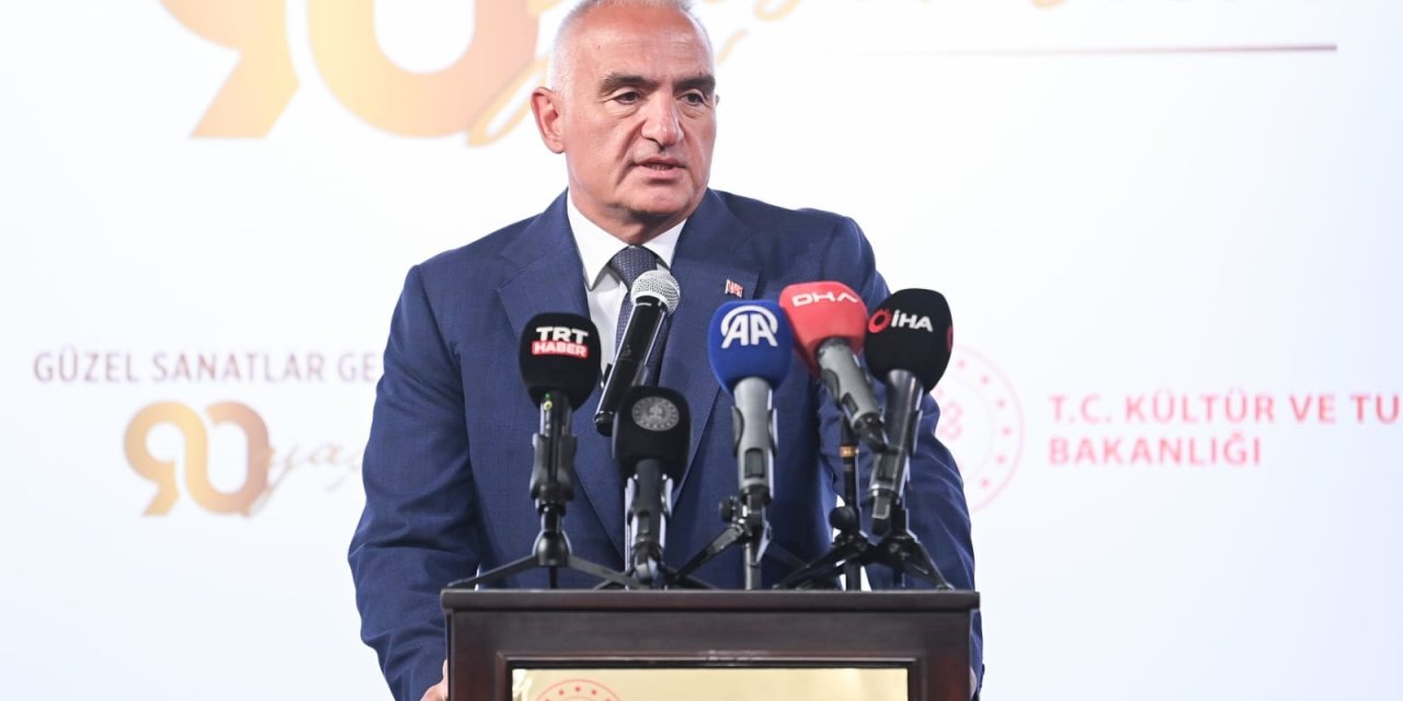 Bakan Ersoy: Kültür ve sanatla daha güçlü bir Türkiye hedefiyle çalışıyoruz