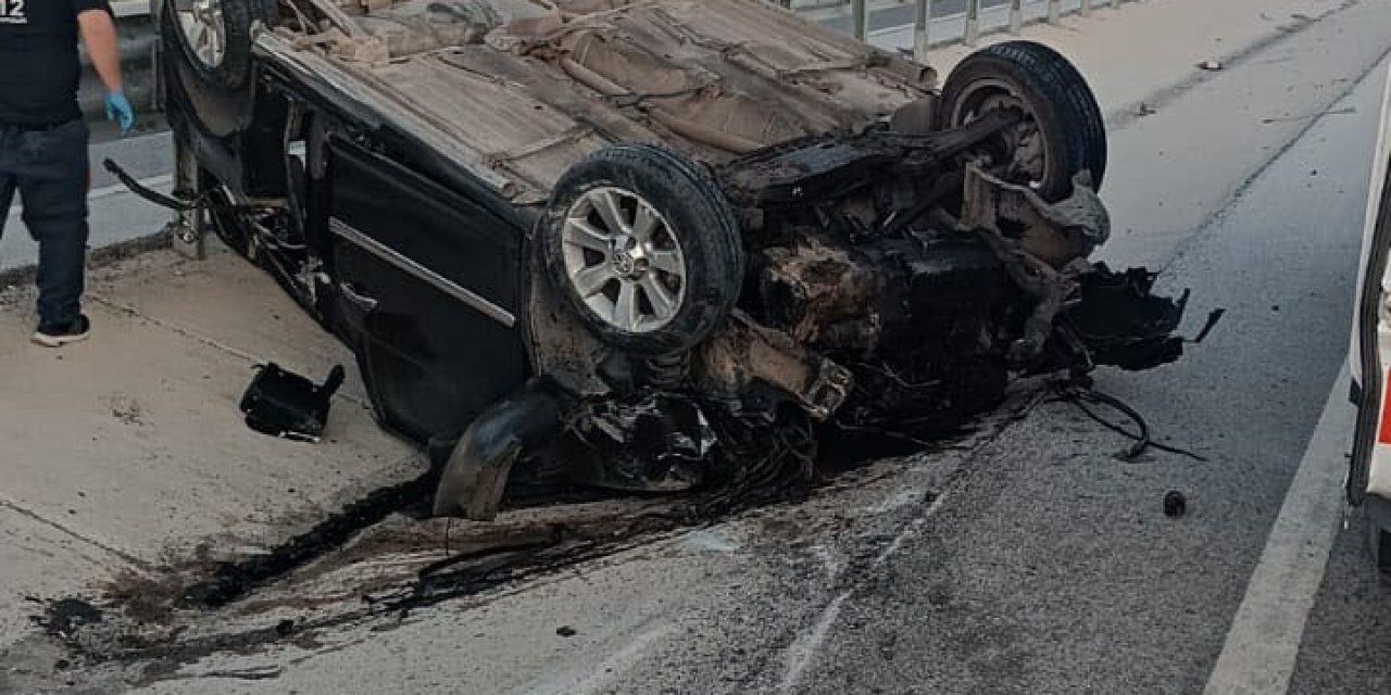 Konya'da kontrolden çıkan kamyonet devrildi: 1 ölü, 2 yaralı
