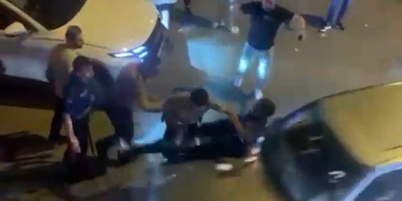 Polisin yakaladığı şüpheliyi korumak için polisleri böyle ezdi