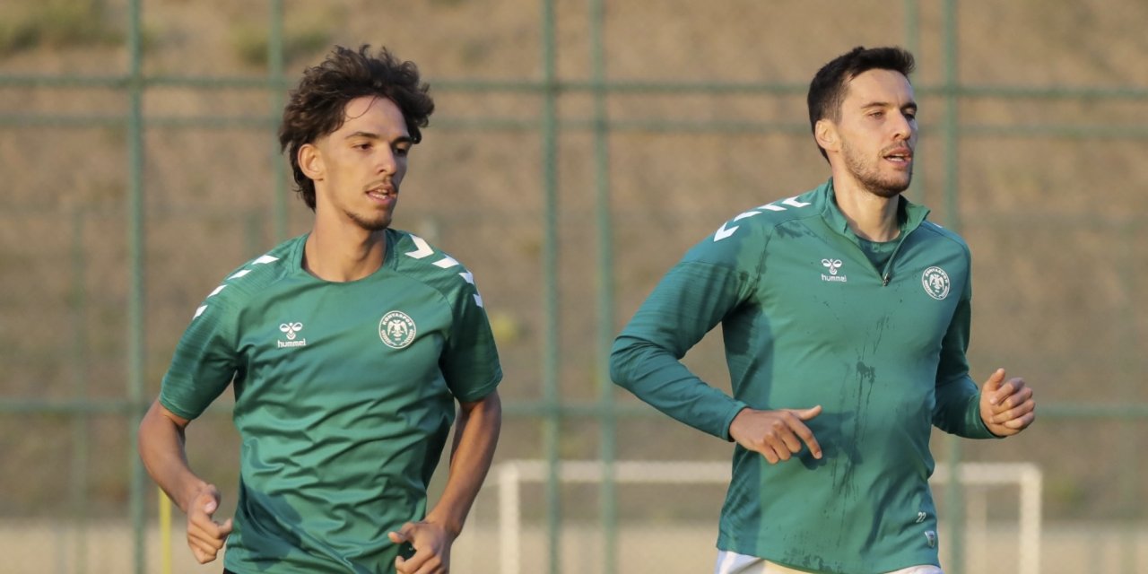 Konyaspor, hazırlık maçı öncesi izne ayrıldı