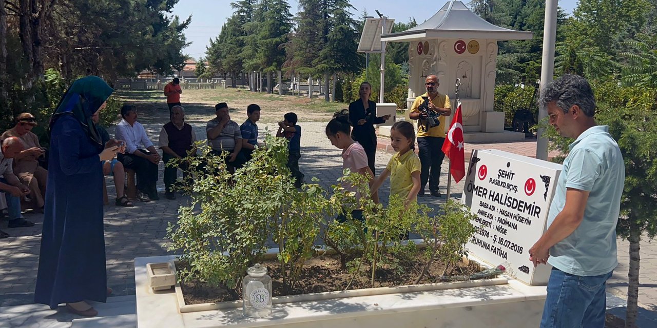 Şehadetinin 9’uncu yılında Ömer Halisdemir’in kabrine ziyaretçi akını