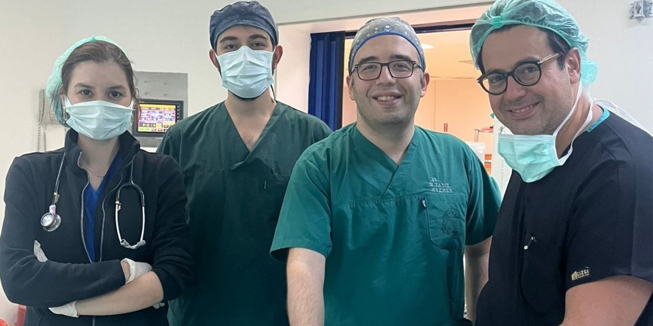 Beş günlük bebek, Selçuk Tıp’ta nefesine kavuştu