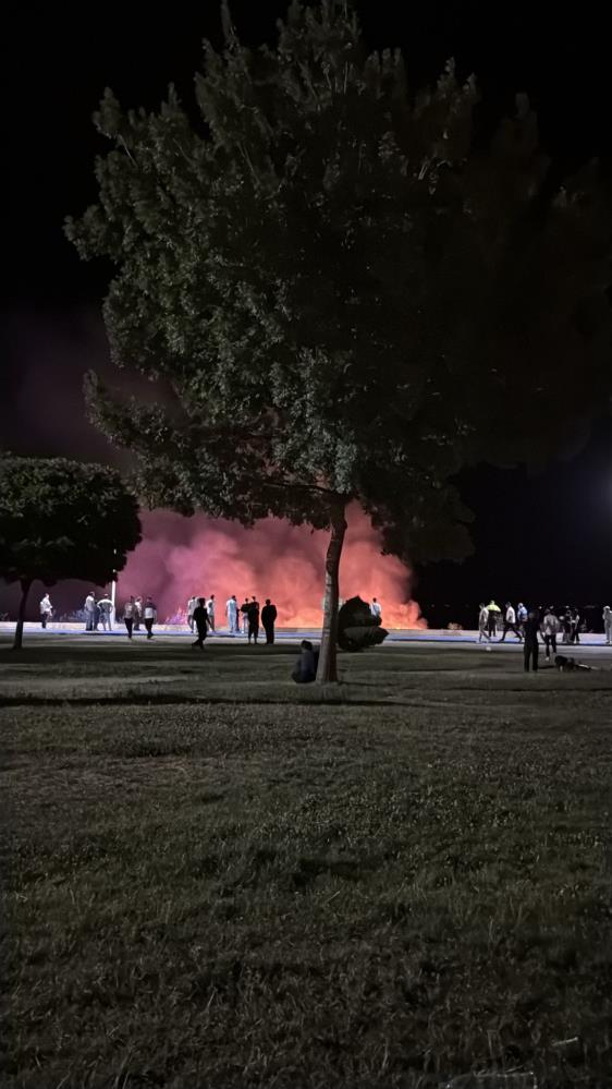 Konya'nın en çok turist çeken gölünde yangın!
