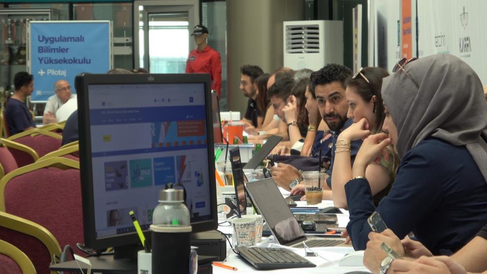 Yapay zeka meslekleri bitirecek mi? Uzmanı açıkladı