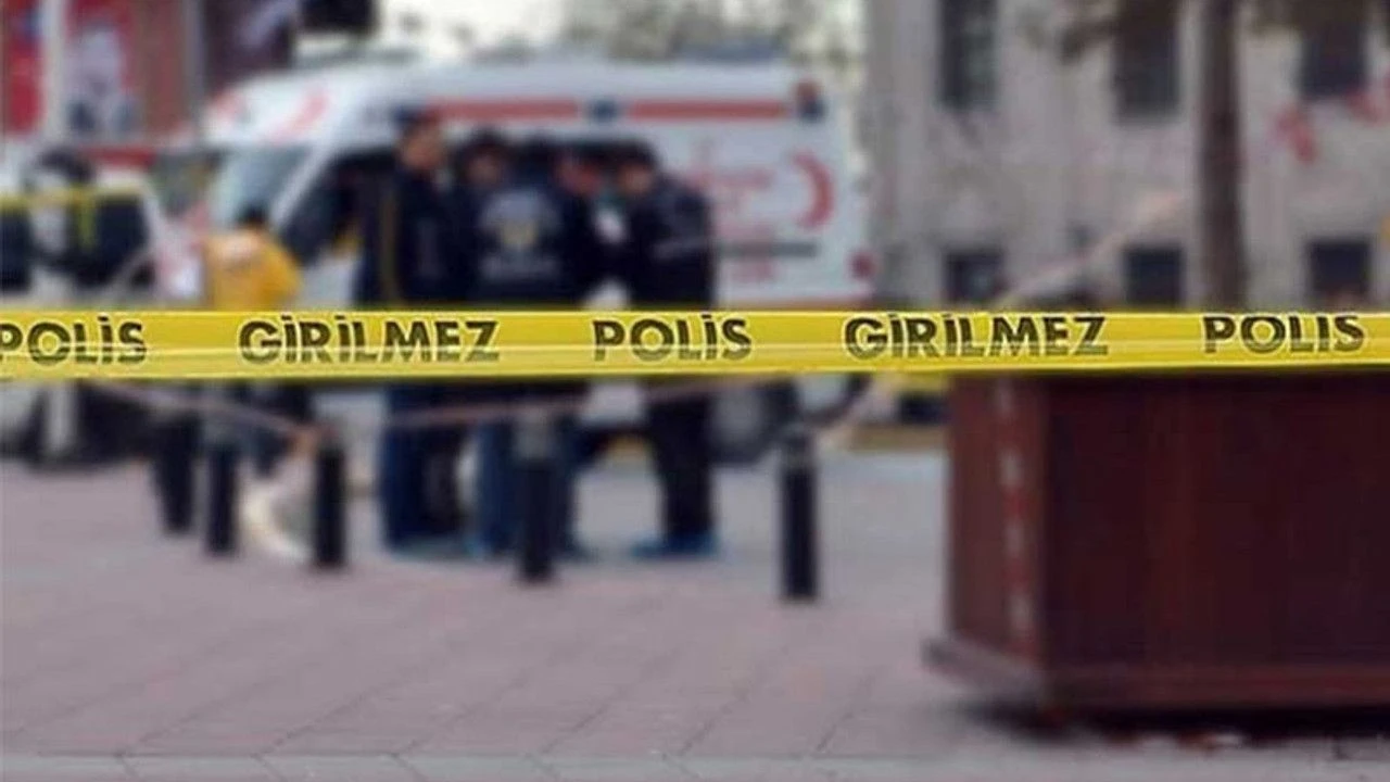 Miras kavgasında baba, oğullarını vurdu!