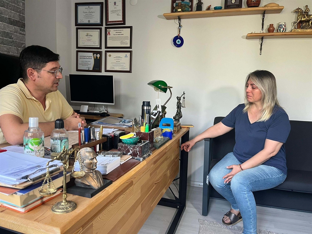 Önce kardeşini öldürdü, sonra ailesine tehditler savurdu!