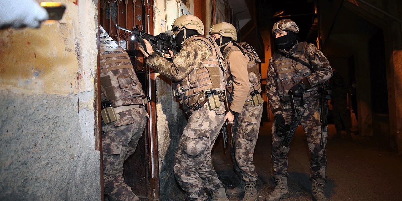 14 ilde DEAŞ operasyonu: 26 gözaltı