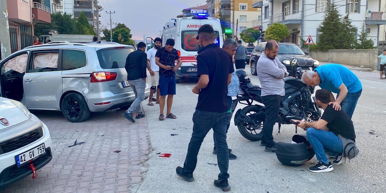 Konya'da facia geliyorum demedi! Motosikletin sürücüsü ağır yaralandı!
