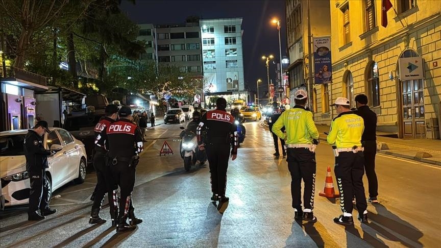 'Huzur' İçin 677 Şüpheli Yakalandı!