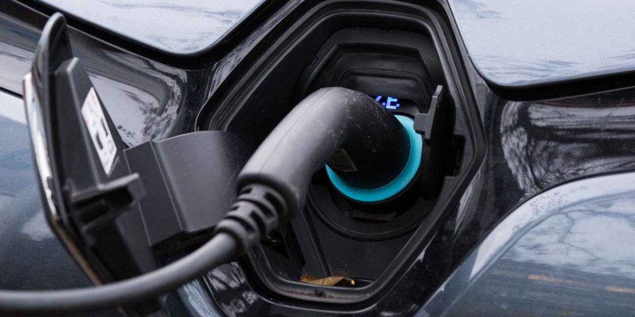 Yılın ilk 7 ayında elektrikli otomobil satışı 100 bini aştı