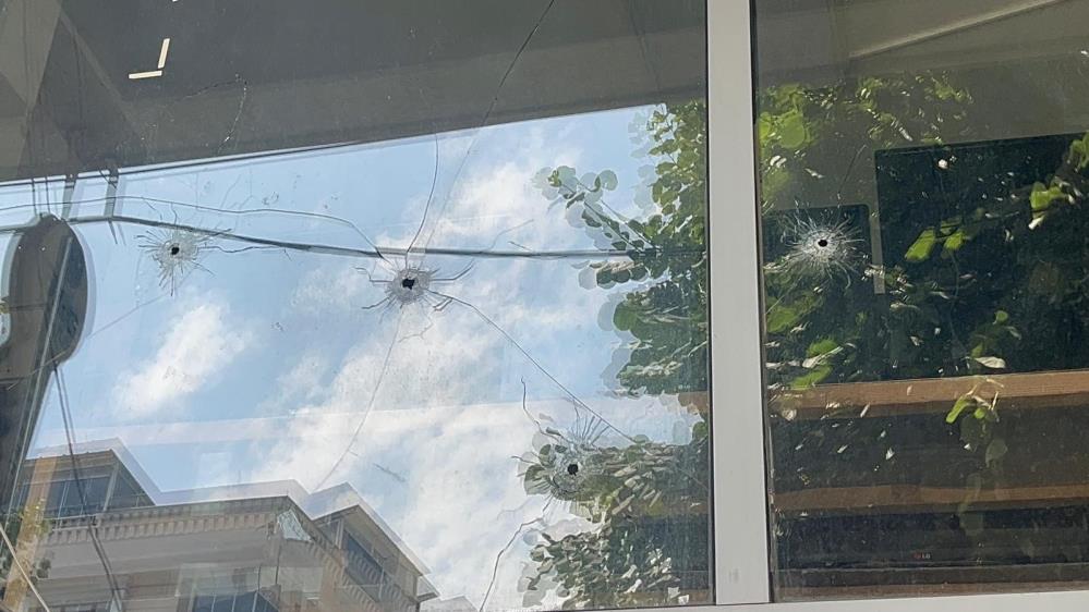 Rahatlığın Bu Kadarı! Kurşun Değil, Umursamazlık Yağdı!