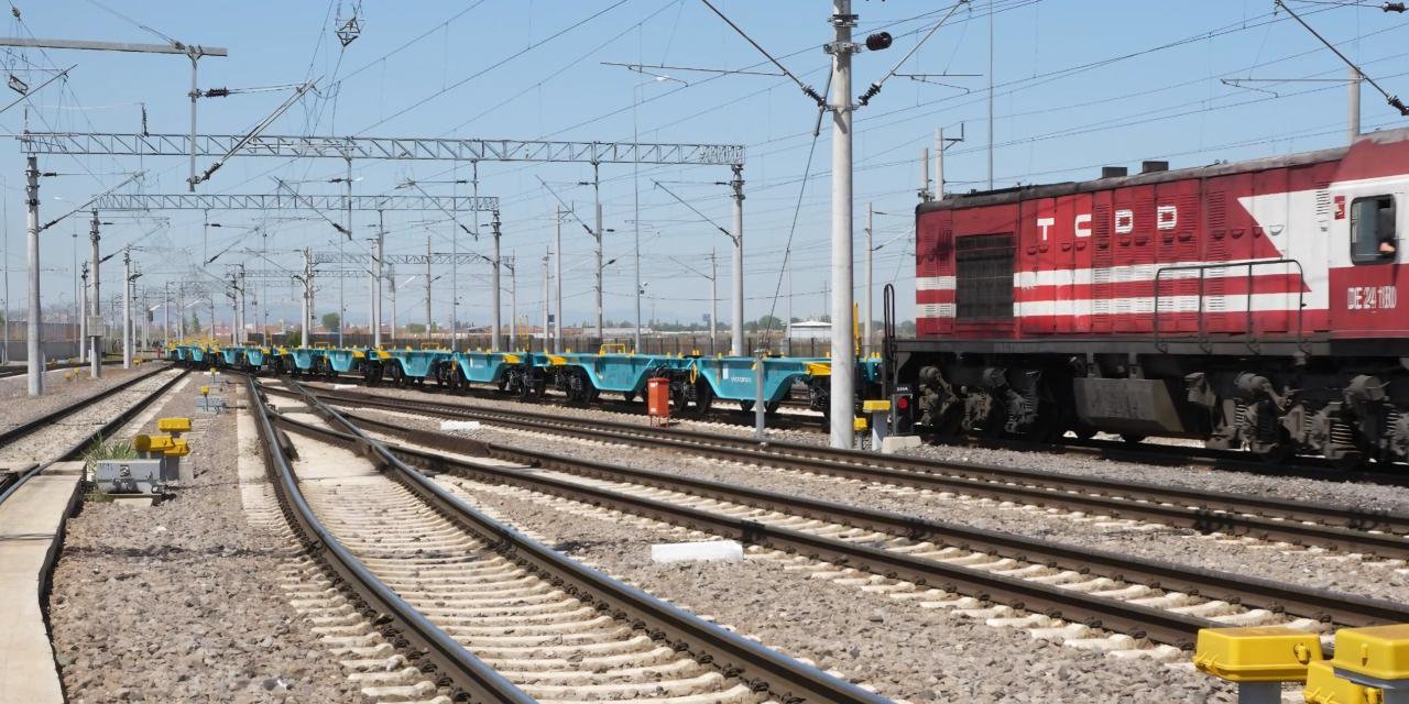Bu yıl 127 yeni nesil milli yük vagonu raylara indi