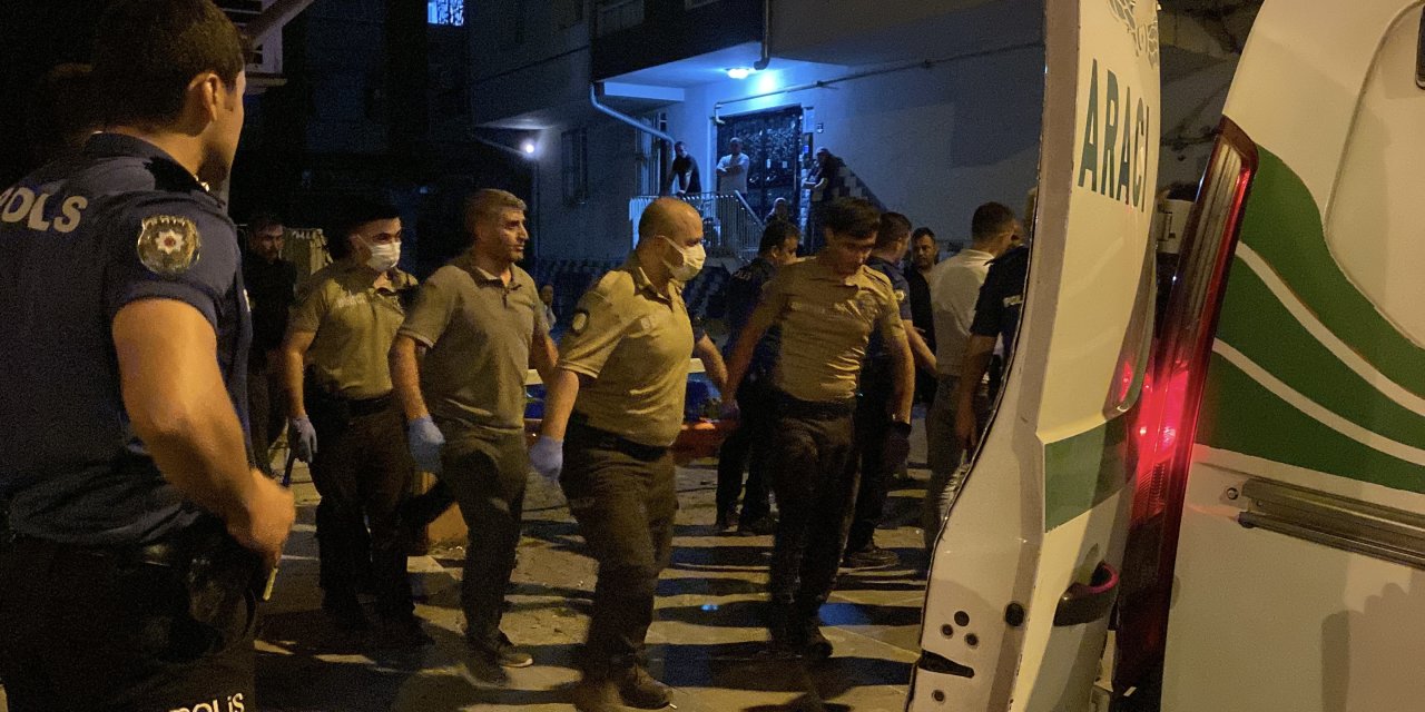 Eşini tabancayla öldüren koca, aynı silahla intihar etti