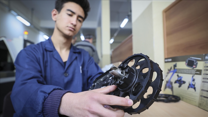 Öğrencilere ödenen destek artırıldı