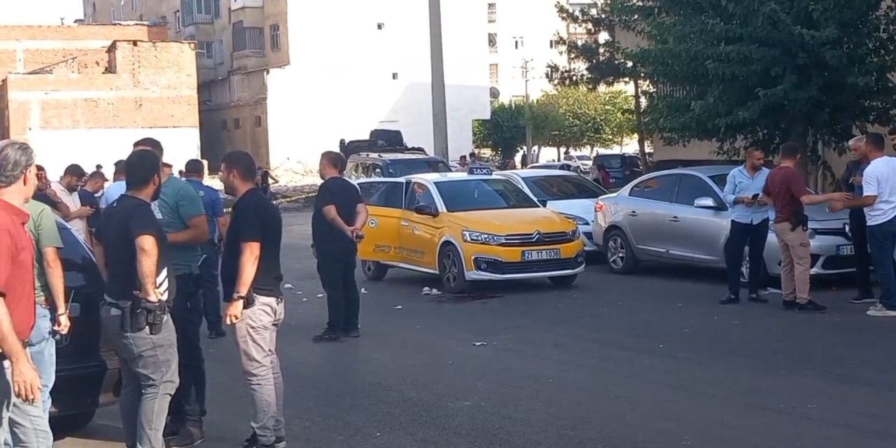 Eşini öldürüp intihara kalkışan koca, hayatını kaybetti