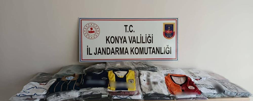 Konya'da Sahte Tişört Çetesi Çökertildi!