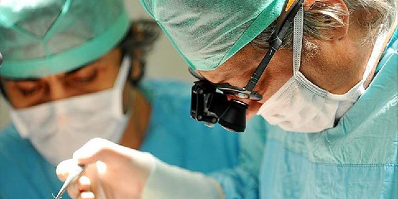 Pil yutan hasta endoskopiyle sağlığına kavuştu